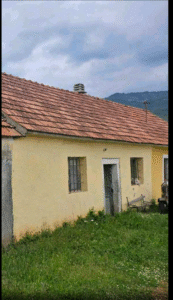 Prodaja kuće u centru Župe Nikšićke