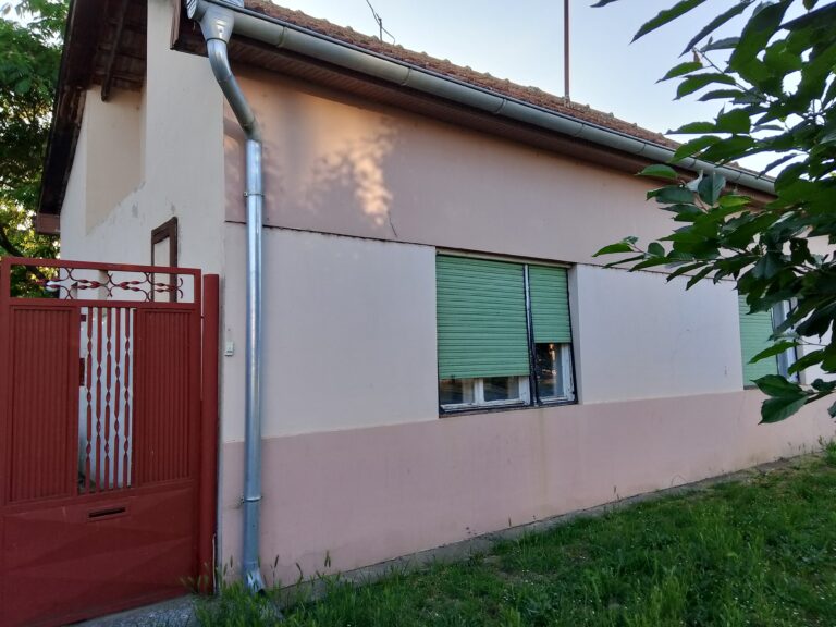 Prodaje se kuća u Budisavi