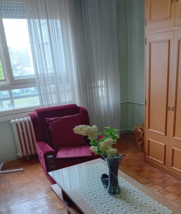 71m2 blok 30 3soban 245000€