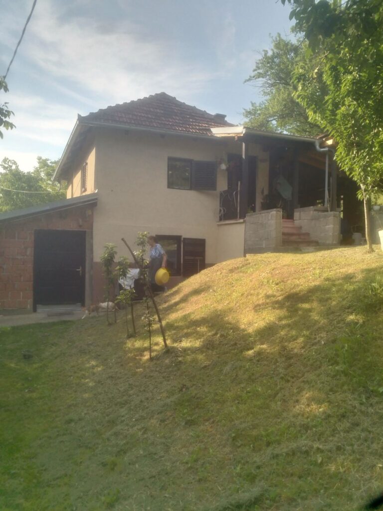 Prodajem kuću u Donjem Crnuću,Gornji Milanovac